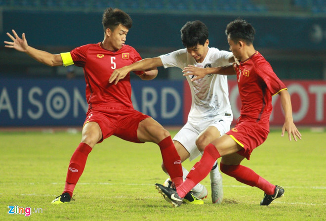 Tinh thần chiến đấu của U19 Việt Nam khiến HLV U19 Hàn Quốc kinh ngạc. Ảnh: Zing u19 vn